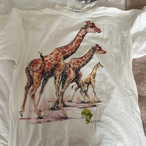 Giraffe t shirt